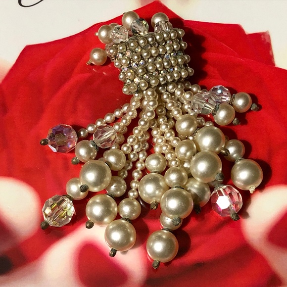 Vintage Pearl, Crystal, Rhinestone Dangle Brooch - Picture 1 of 7